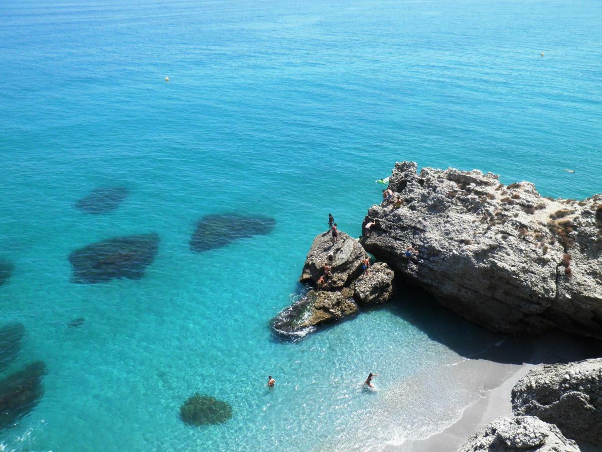 Rico Apartaments Parador Nerja Extérieur photo