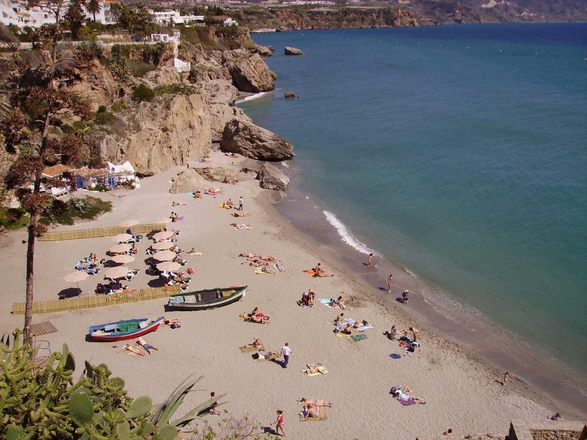Rico Apartaments Parador Nerja Extérieur photo