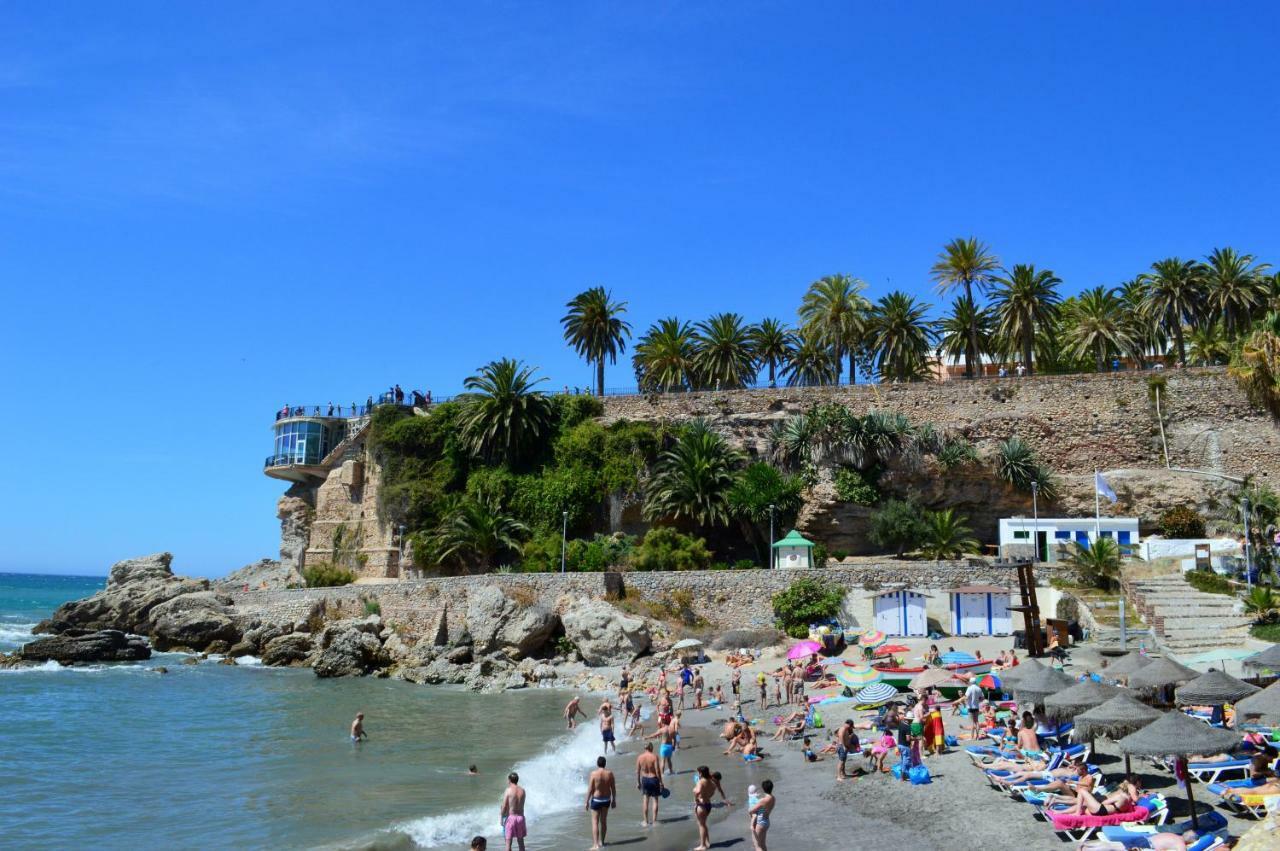 Rico Apartaments Parador Nerja Extérieur photo